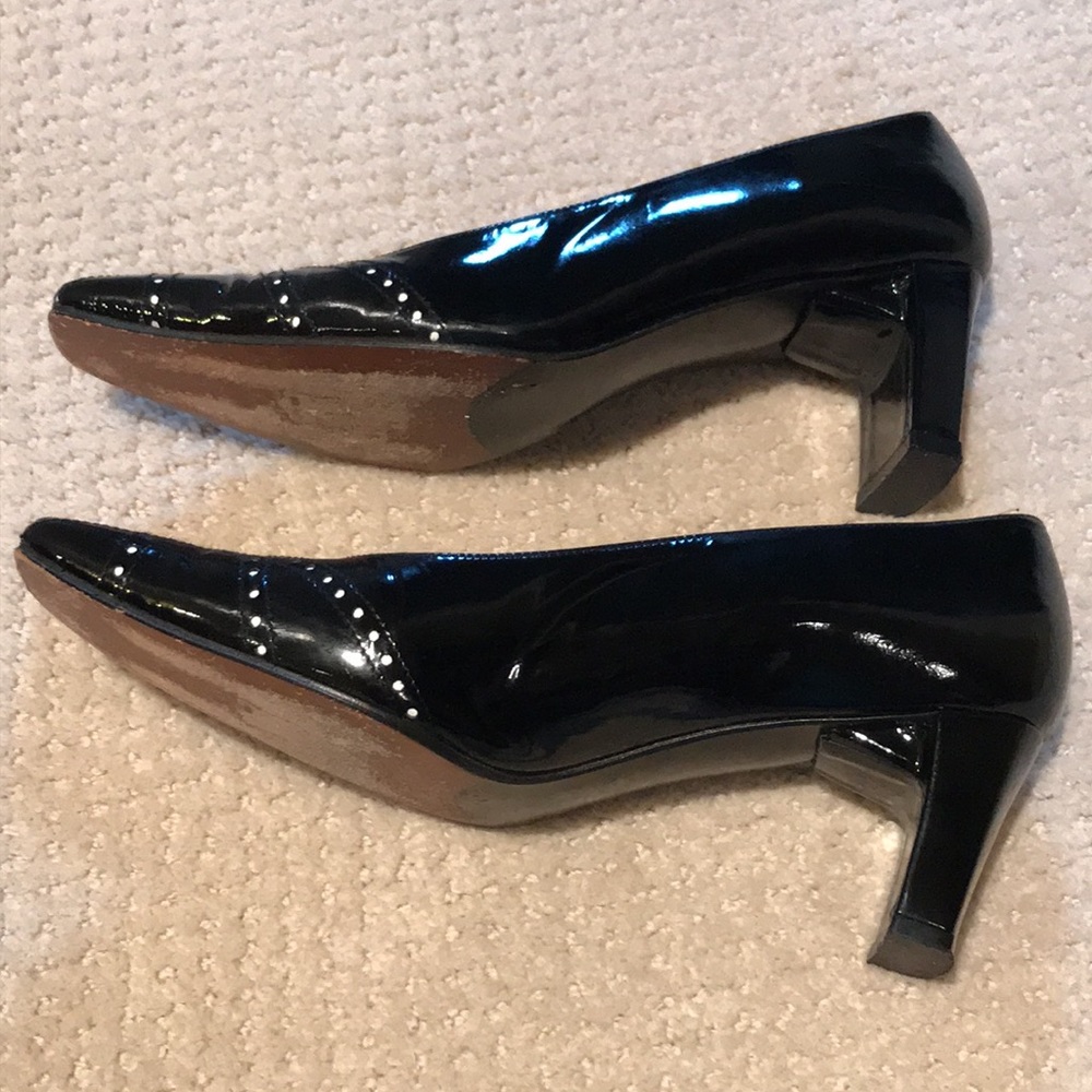 Stuart Weitzman Square Toe Heels Size 6 - image 5
